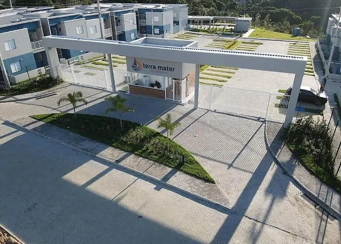 Apartamento 2 quartos condomínio com piscina Porto Seguro